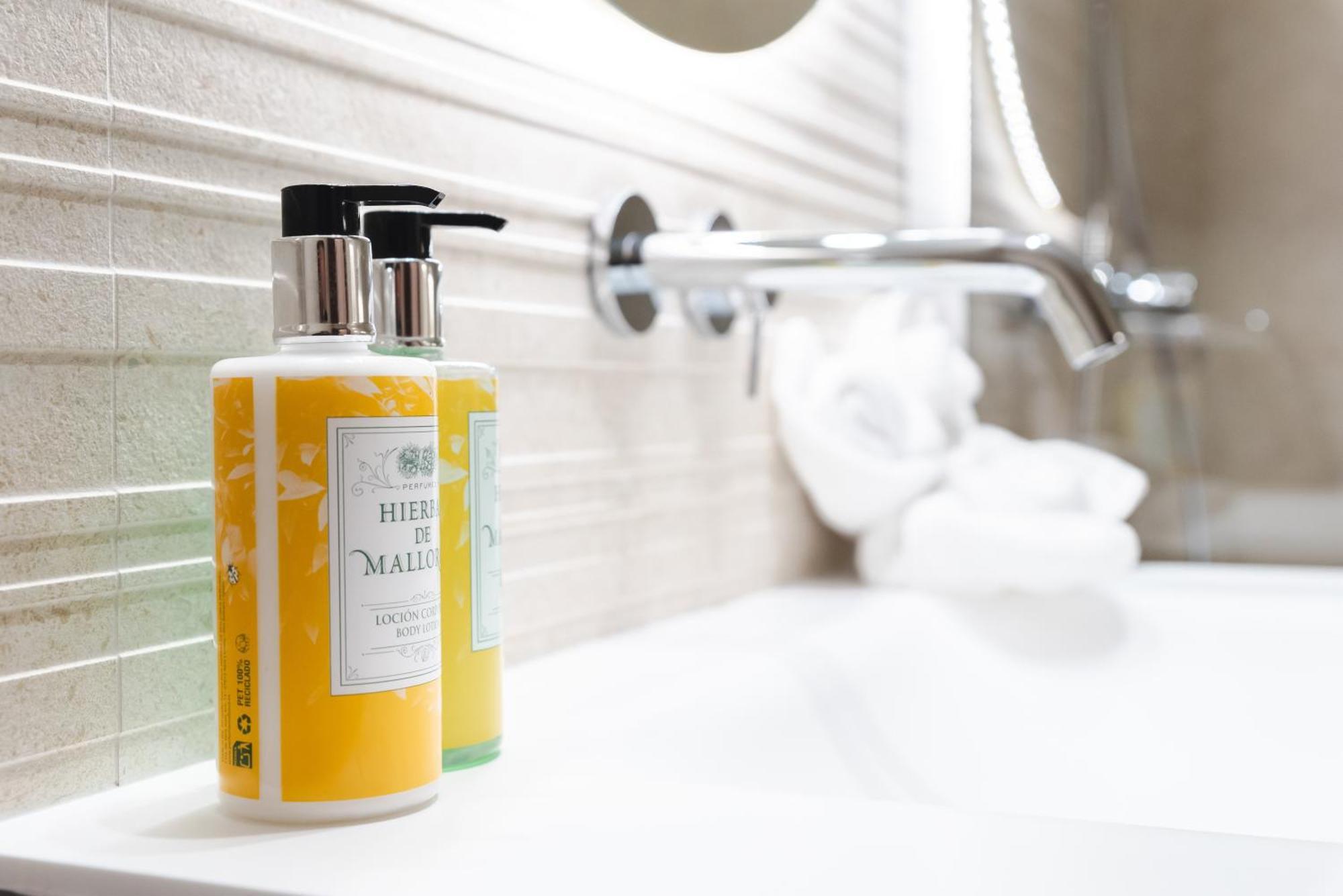 Borne Suites Ti By Mallorcasuites Palma de Mallorca Luaran gambar